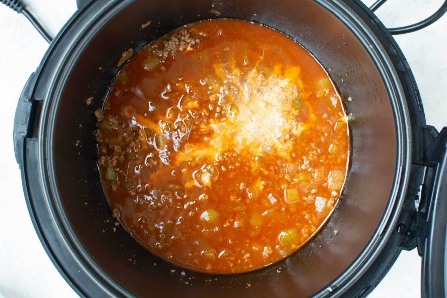 How To Use Your Instant Pot To Slow Cook in 2023