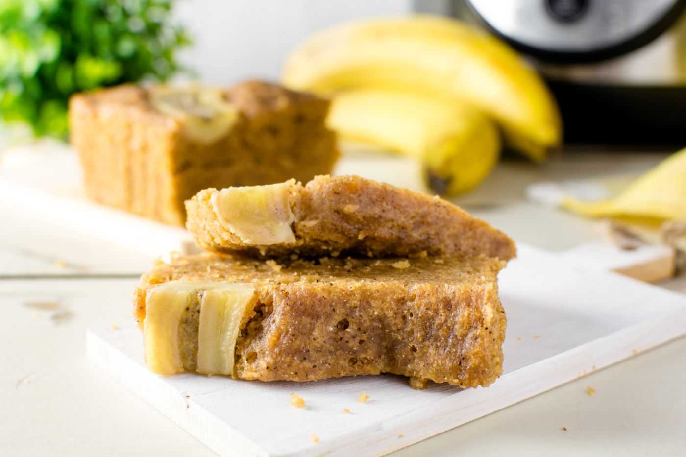 https://www.corriecooks.com/wp-content/uploads/2019/11/instant-pot-banana-bread.jpg