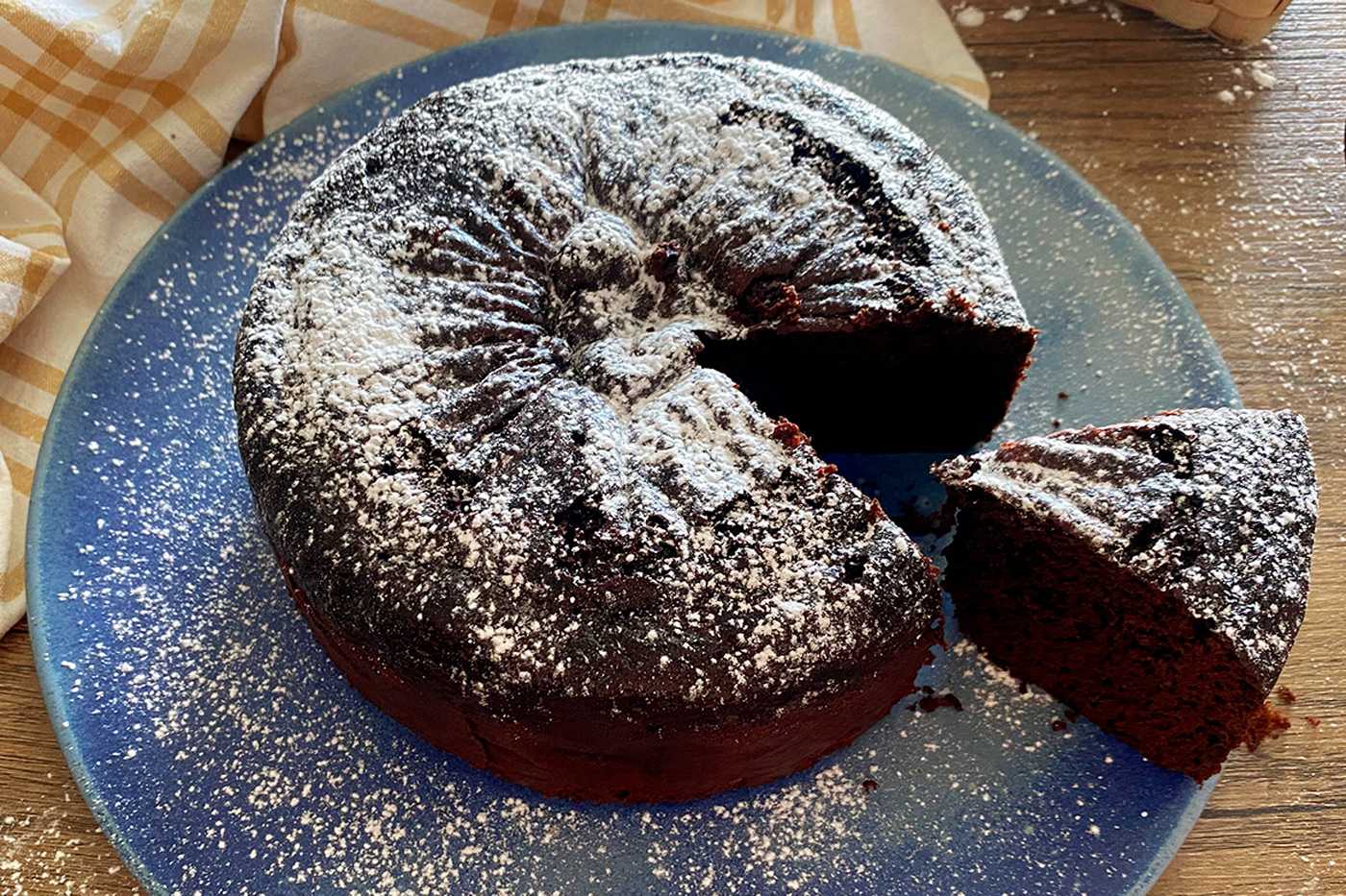 Eggless Plum Cake Recipe In Pressure Cooker–Christmas Fruit Cake Recipe |  Chitra's Food Book