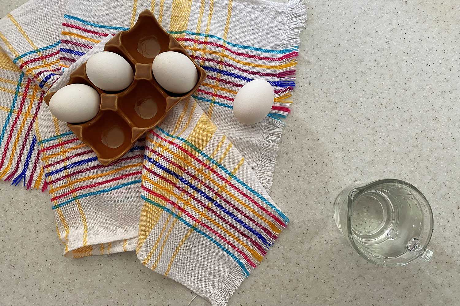 https://www.corriecooks.com/wp-content/uploads/2020/06/Instant-Pot-Hard-Boiled-Eggs1.jpg