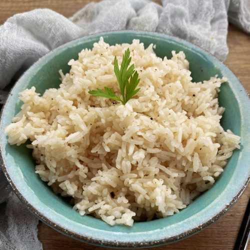https://www.corriecooks.com/wp-content/uploads/2022/10/instant-pot-jasmine-rice-feature-500x500.jpg