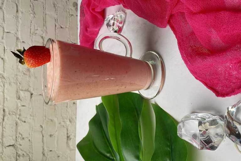 Bahama Mama Tropical Smoothie Corrie Cooks 1490