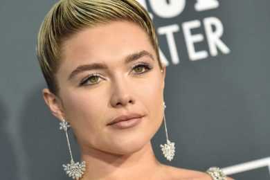 LOS ANGELES - JAN 12: Florence Pugh arrives for the 25th Annual Critics' Choice Awards on January 12, 2020 in Santa Monica, CA