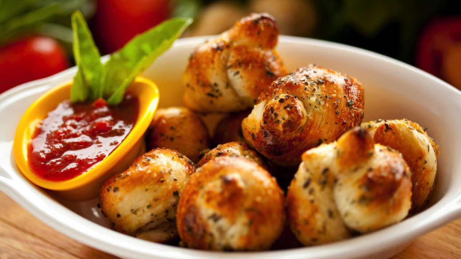 Garlic Knots