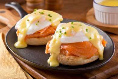 Eggs Benedict salmon